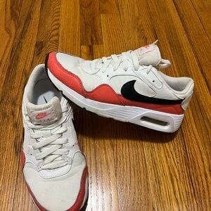 Nike women’s air max